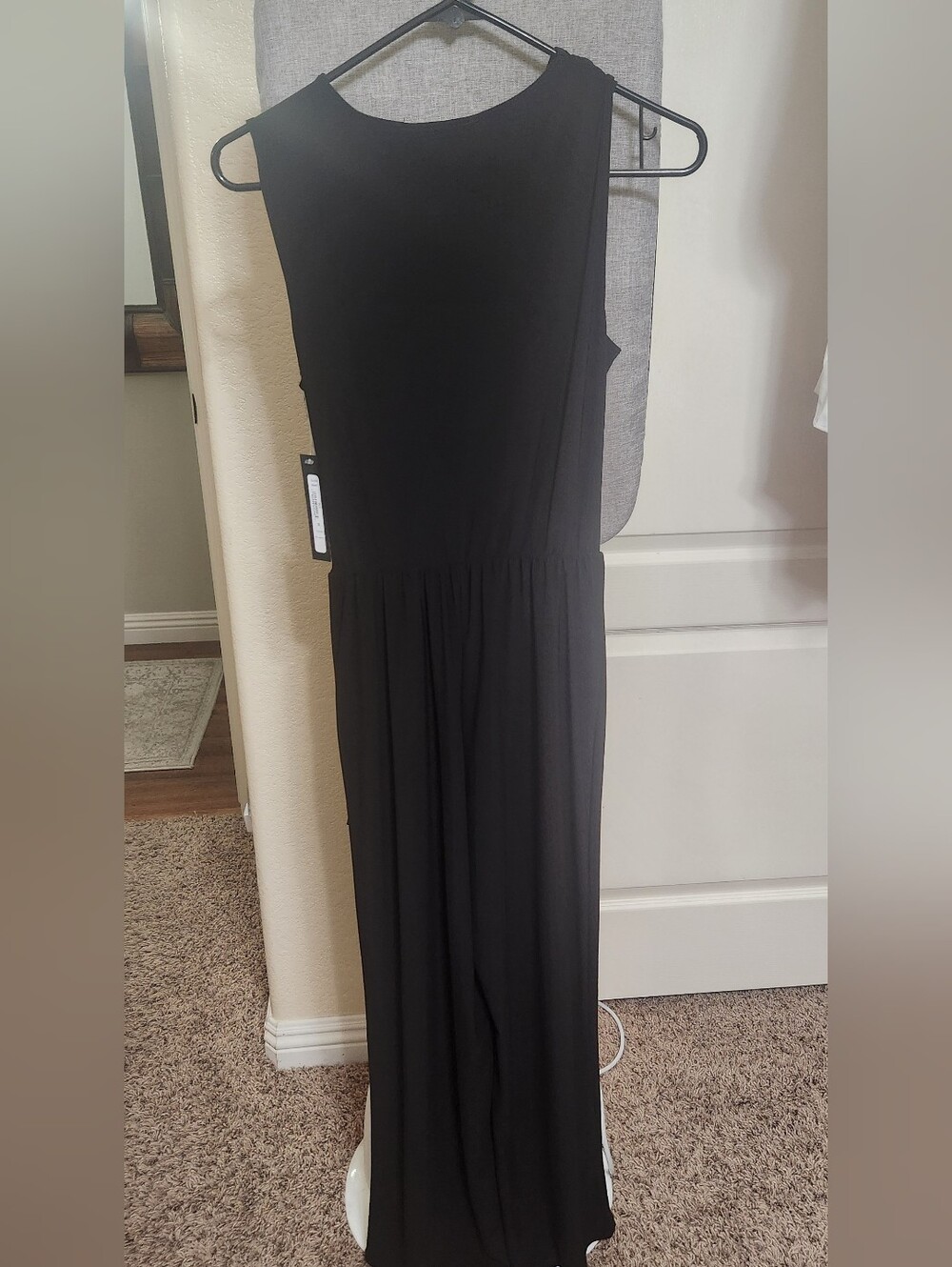 NWT Tahari Minimalist Sleeveless Tie Waist Jumpsuit Black Size S - Picture 8 of 8